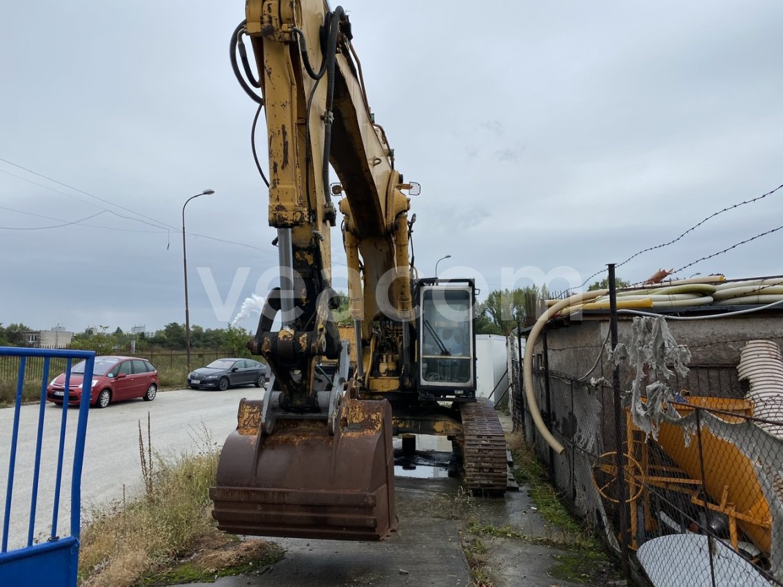 Upcoming auction 1098 LIEBHERR R 954 HDV Veacom