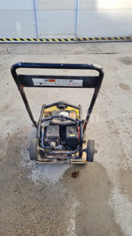 Online auction:   WACKER WP 1550