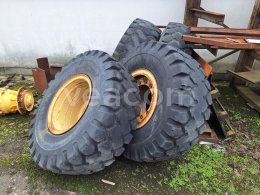 Online-Versteigerung:  KOLO (4 KS) NA VOLVO L90 C