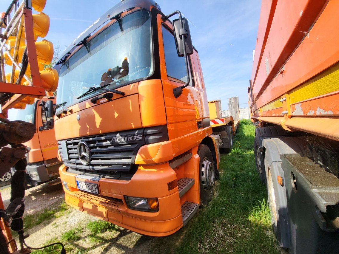 Online auction: MB  ACTROS 1835