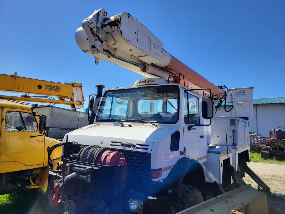 Online árverés:   MB UNIMOG U2150L 4X4 + MP