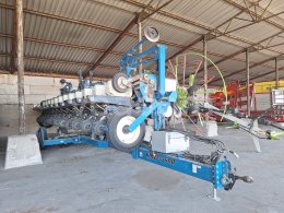 Online aukce:   KINZE 3600 12R