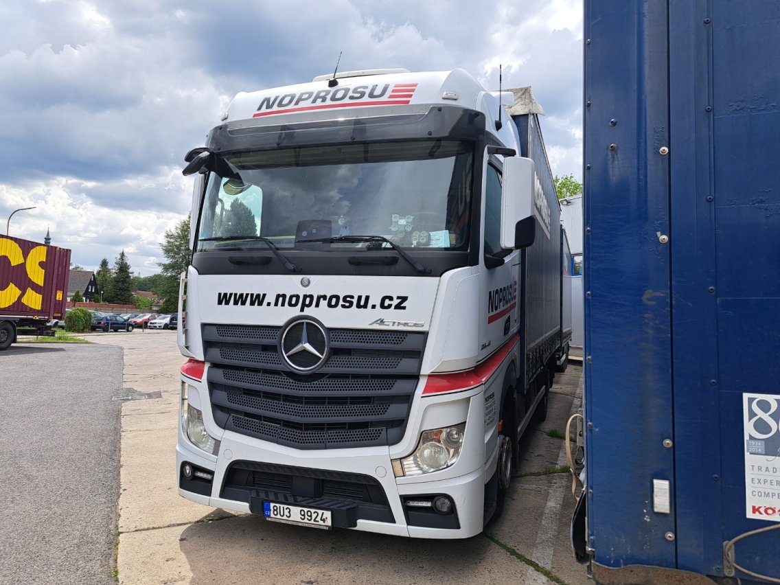 Aukcja internetowa: MB  ACTROS 2545 6X2 + HIPOCAR HTV 18