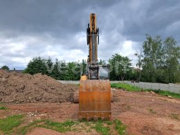 Online auction: LIEBHERR  R 926 LC