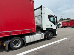 Online aukce: IVECO  AS440T
