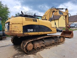 Online auction: CATERPILLAR  324 D