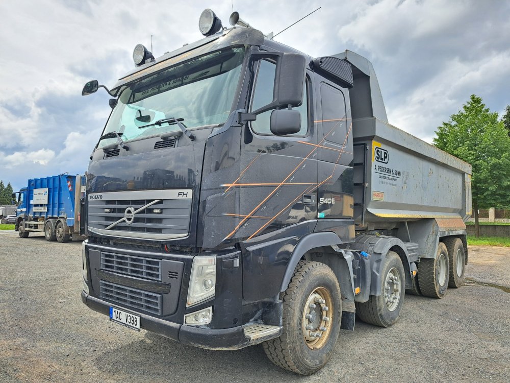 Aukcja internetowa: VOLVO  FH 84R B, 8X4