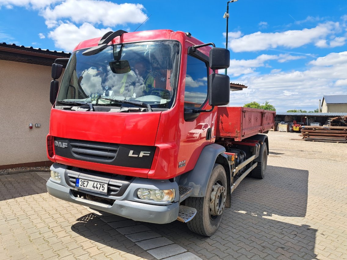 Online auction: DAF  FA LF55.250 G18 TIPPER