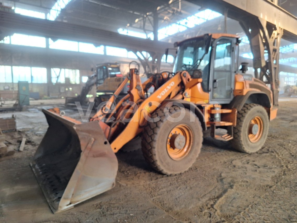 Online aukce: VOLVO  L45H