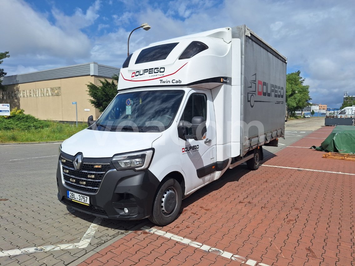 Online auction: RENAULT  MASTER