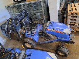 Online auction: ISEKI  SXG 326