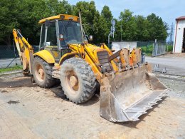 Online auction: JCB  4 CX 4X4