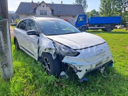 Online auction: KIA  NIRO