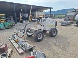 Online auction: DH  TS100 MASTER SCREED HIGH PERFORMANCE