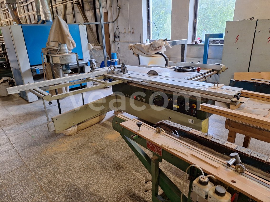 Online auction:   SCM SI16W