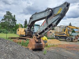 Online árverés: VOLVO  EC240CL