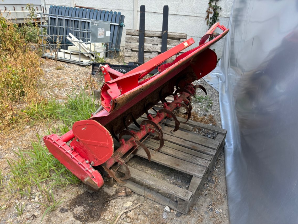 Online auction:   MITSUBISHI RP1305-ROTAVÁTOR NA MALOTRAKTOR