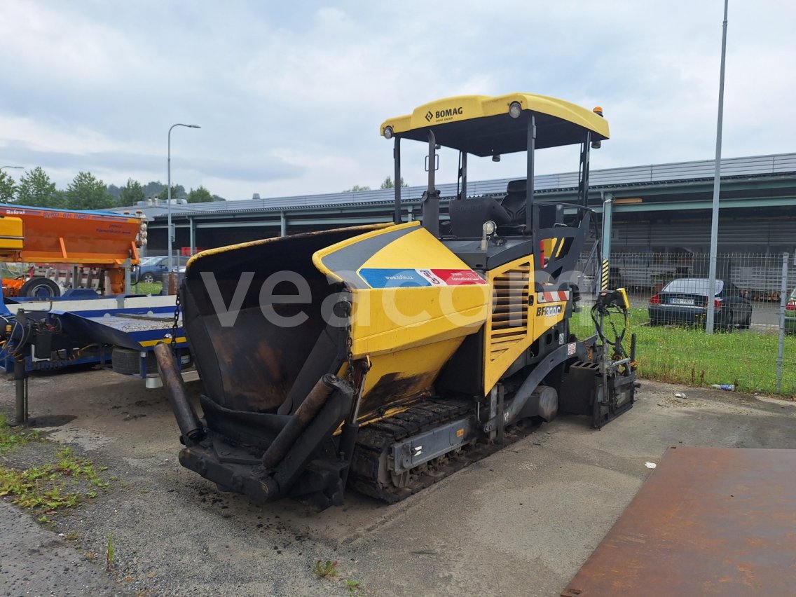 Online árverés: BOMAG  BF 300C