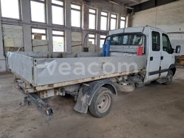 Online auction: RENAULT  MASCOTT