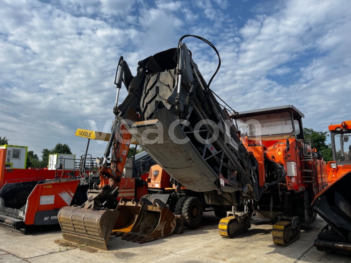 Online auction: WIRTGEN  W 2000