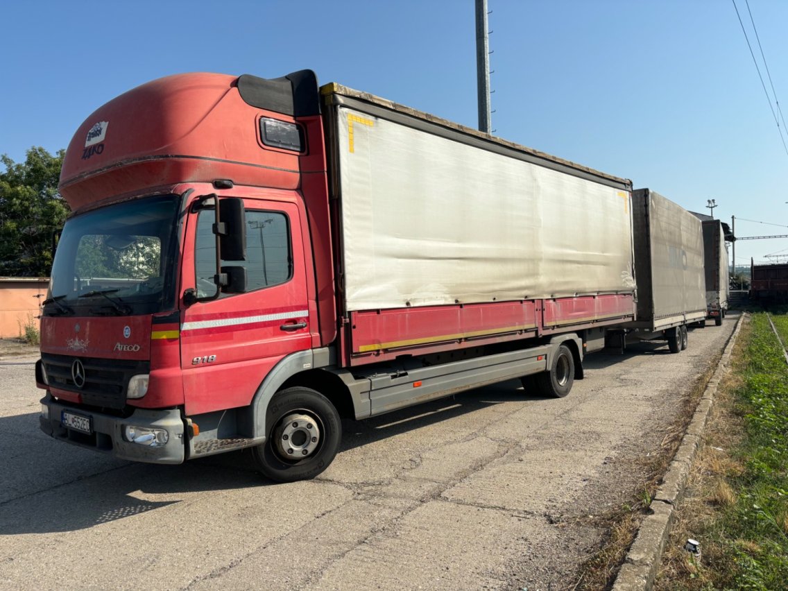 Online auction: MB  ATEGO 970.23 + AGADOS DONA 57