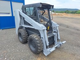 Online auction: CASE  410 4X4