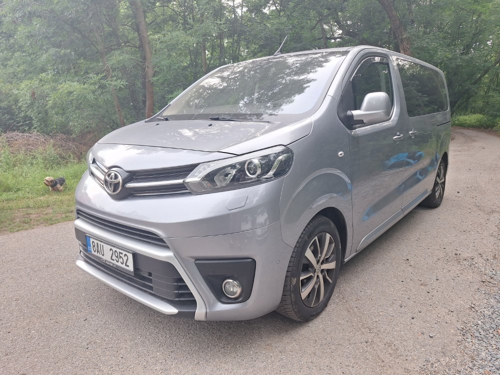 Online auction: TOYOTA  PROACE