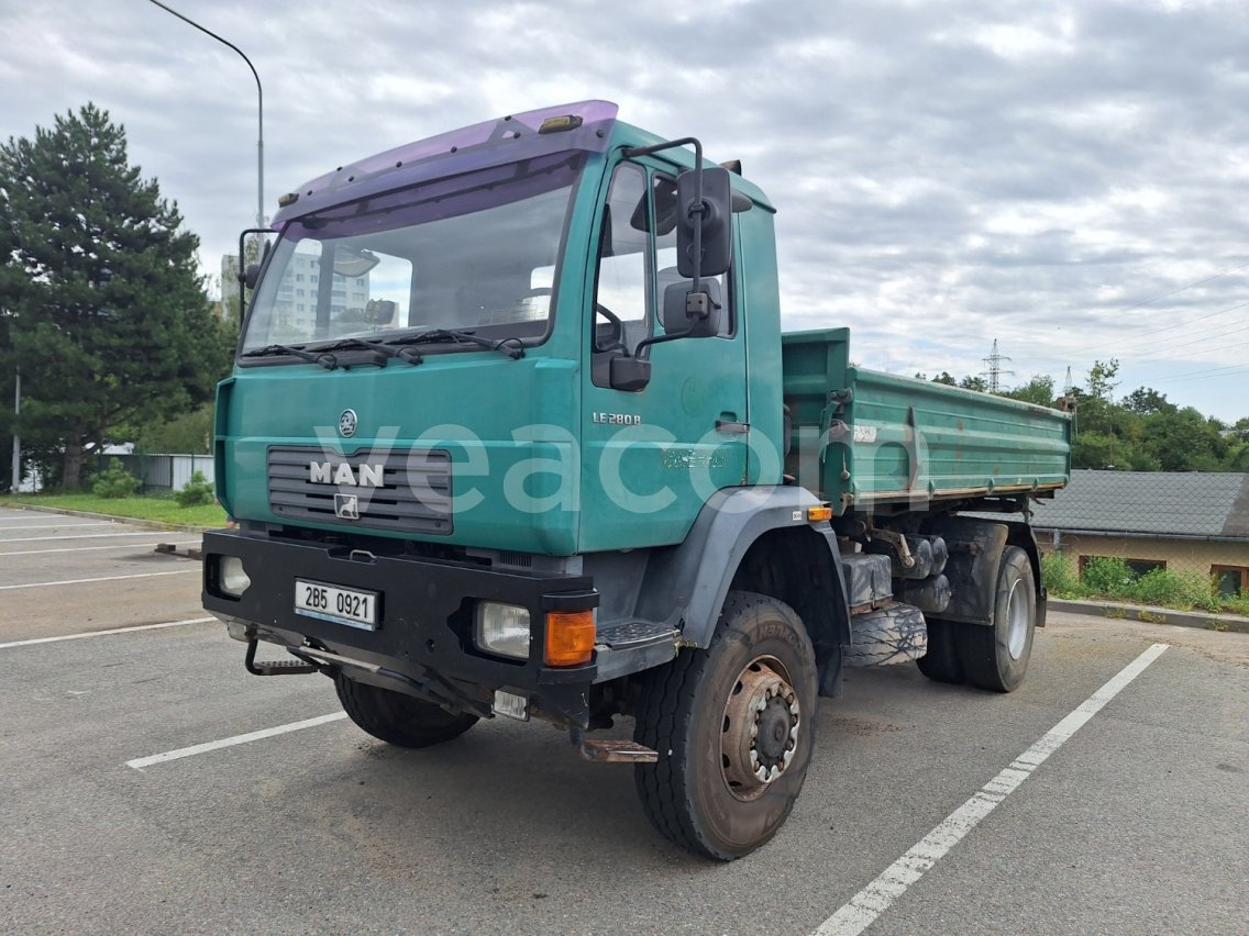 Online aukce: MAN  18.285 LAK 4X4