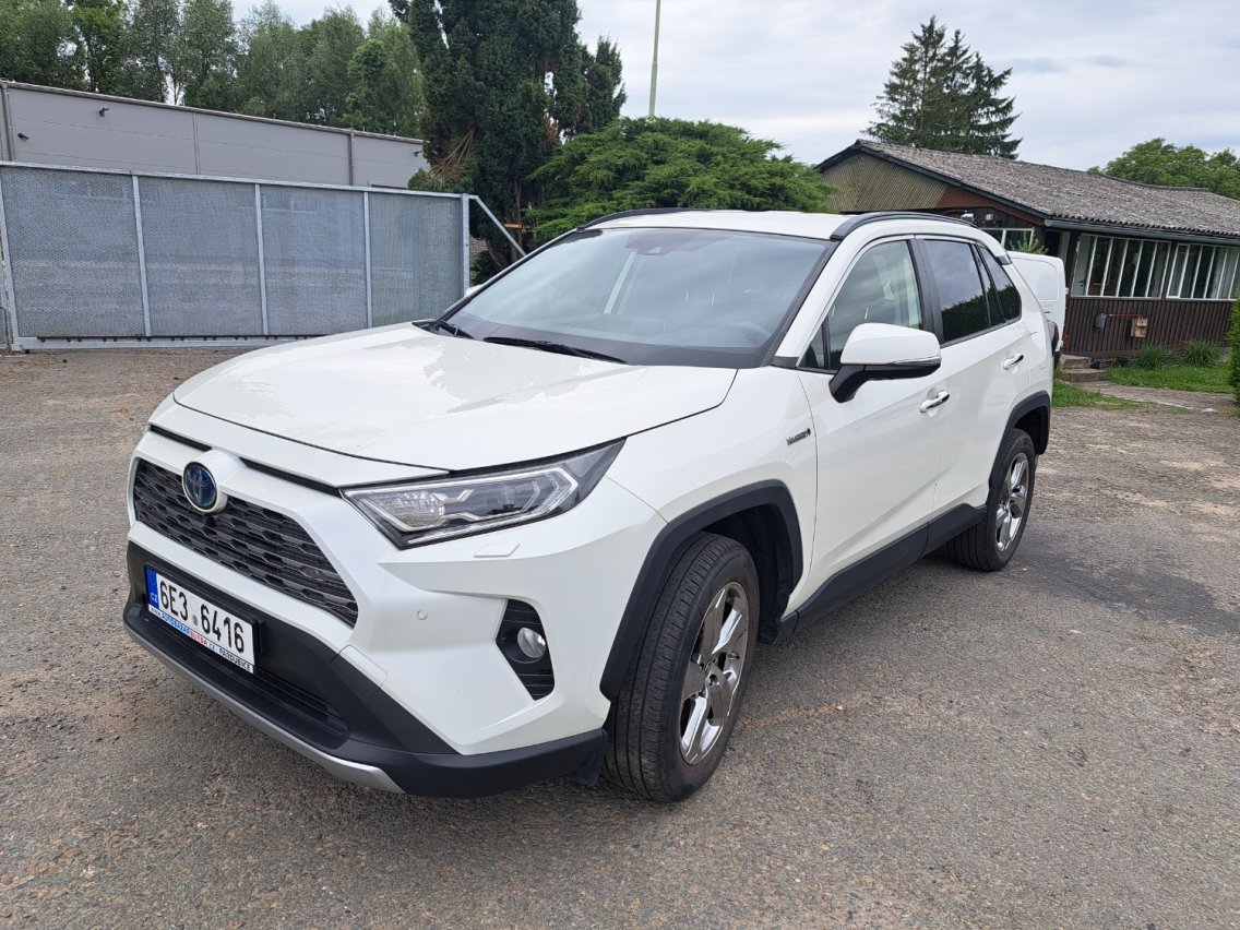 Online aukce: TOYOTA  RAV4 4X4