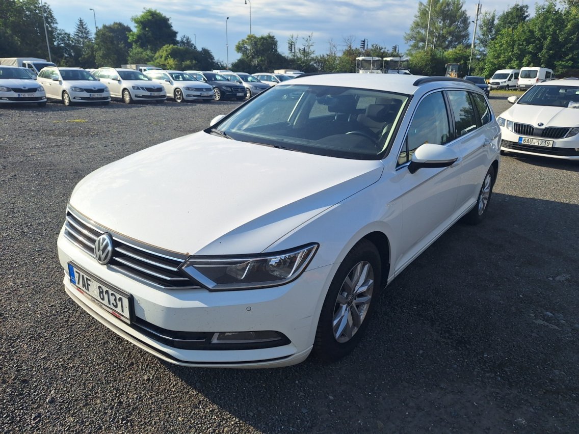 Online aukce: VOLKSWAGEN  PASSAT