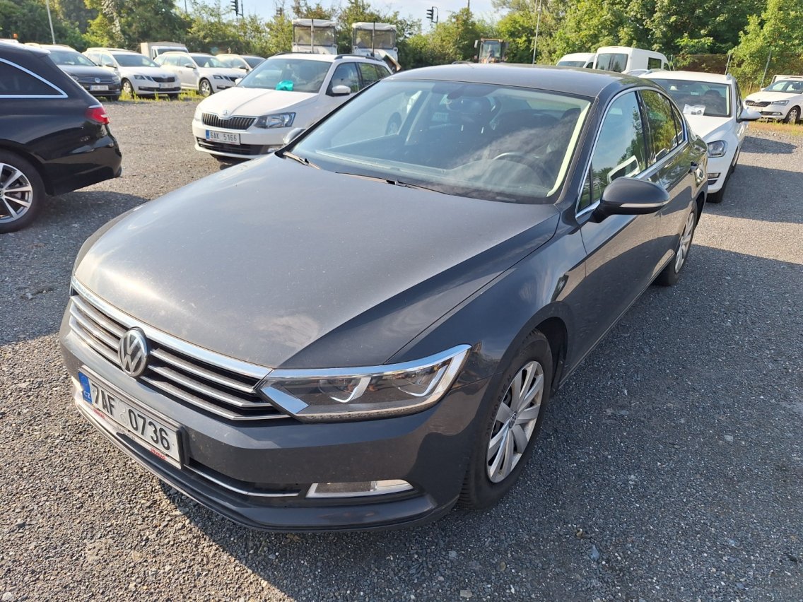 Online aukce: VOLKSWAGEN  PASSAT