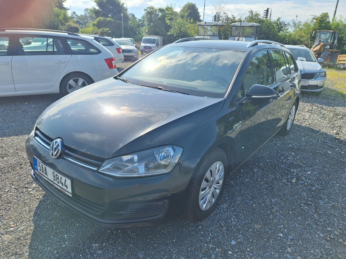 Online aukce: VOLKSWAGEN  GOLF