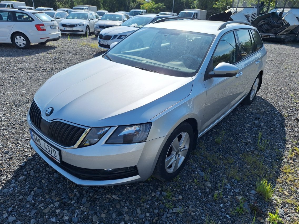 Online auction: ŠKODA  OCTAVIA