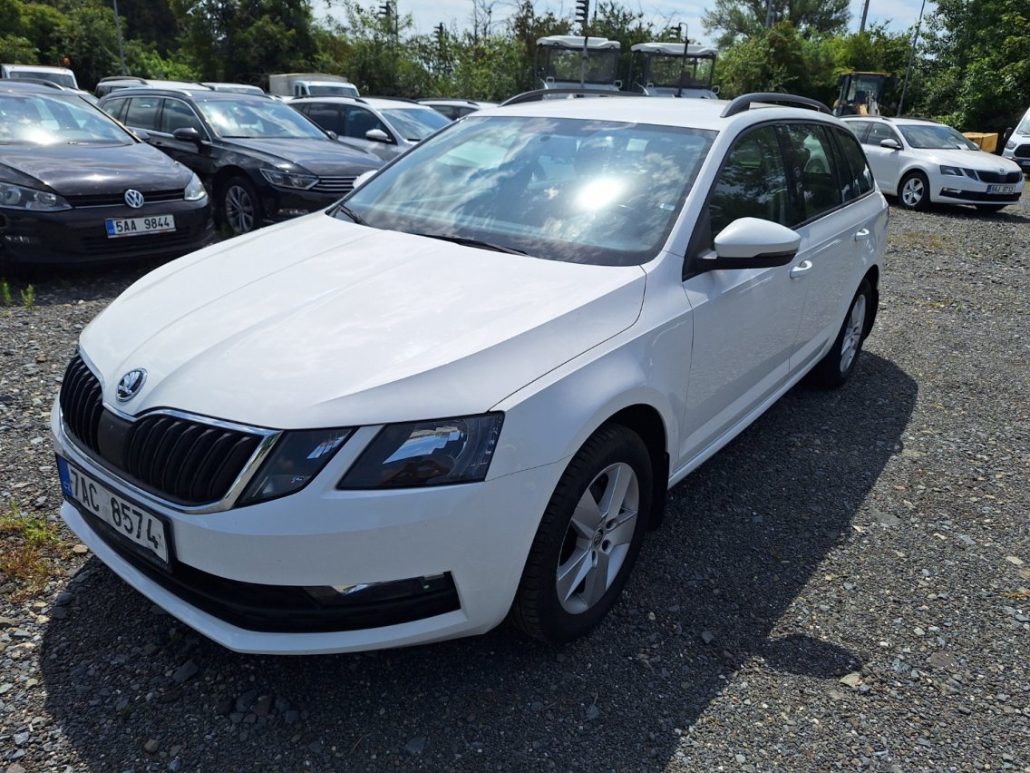 Online auction: ŠKODA  OCTAVIA