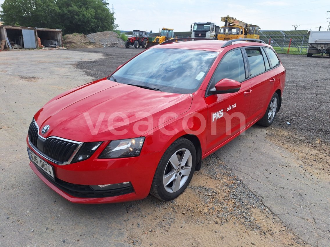 Online auction: ŠKODA  OCTAVIA