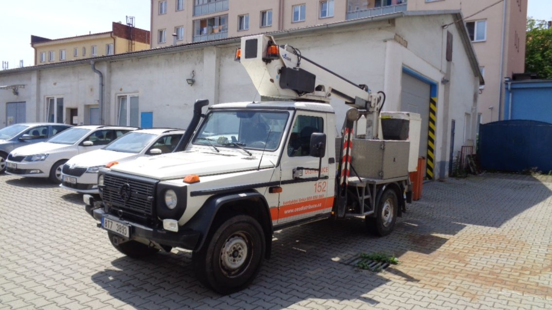 Aukcja internetowa: MB  G 300 CDI 4X4 + MP