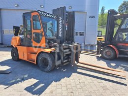 Online auction:   DOOSAN D 70S-5