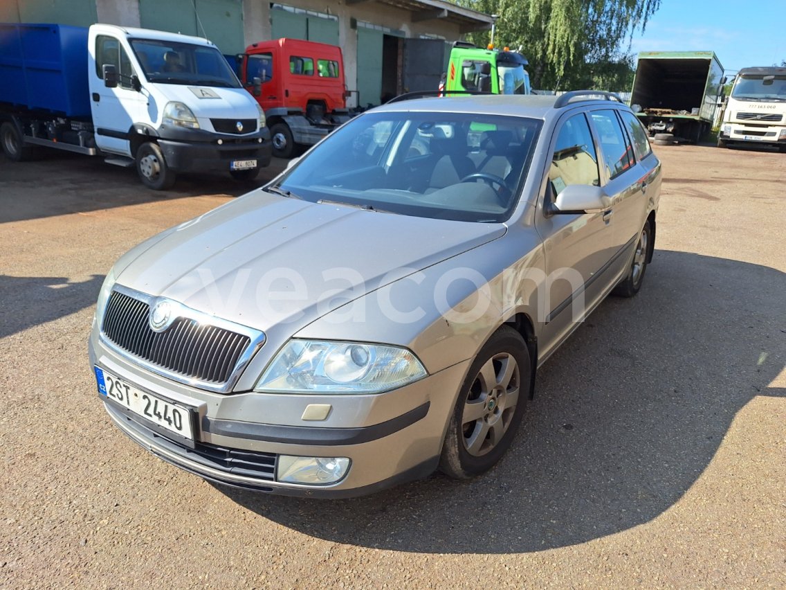 Online auction: ŠKODA  OCTAVIA