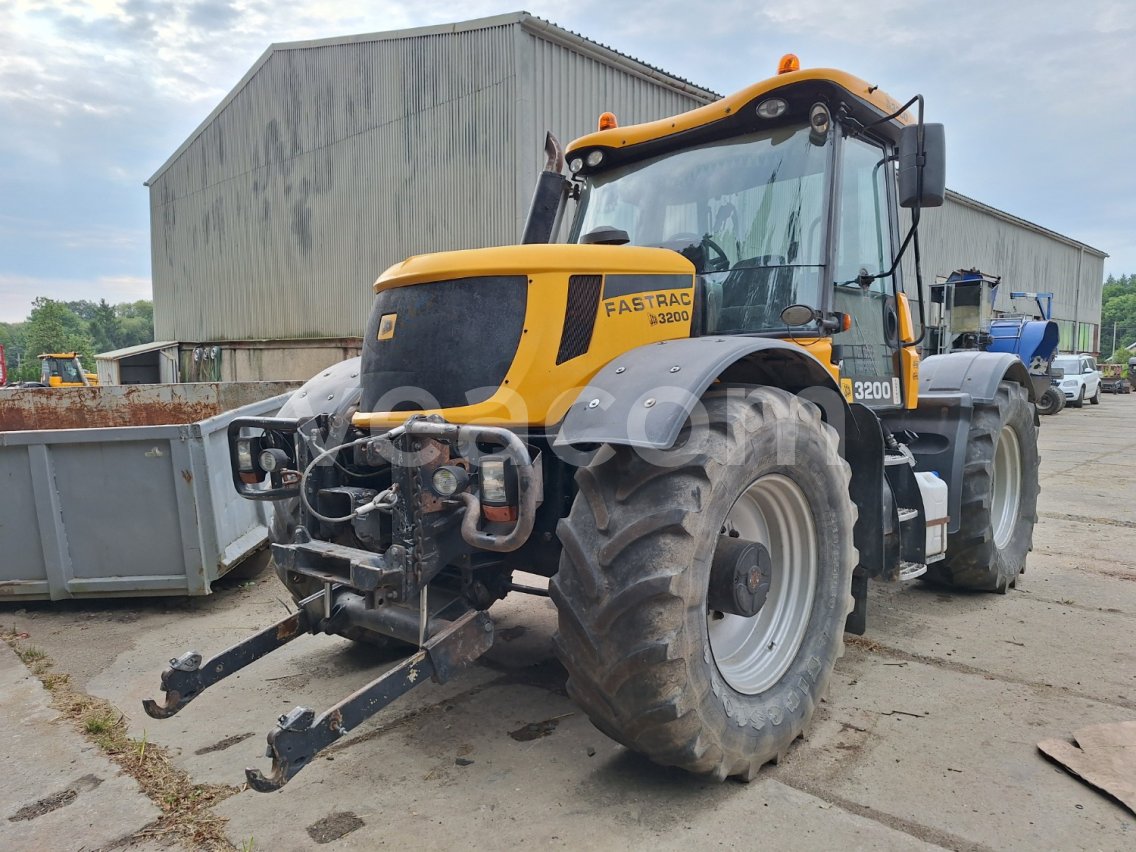 Online aukce: JCB  FASTRAC  HMV3200 4X4