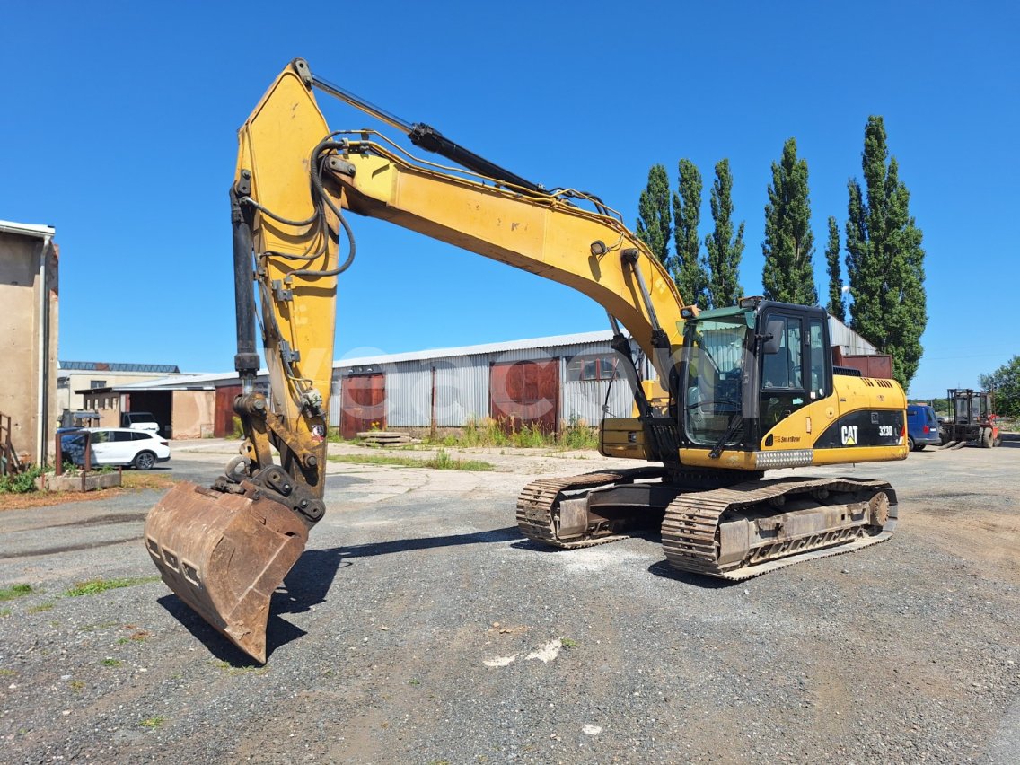 Online-Versteigerung: CAT  323 D + BOURACÍ KLADIVO NS 1500