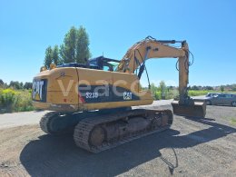 Online árverés: CAT  323 D + BOURACÍ KLADIVO NS 1500