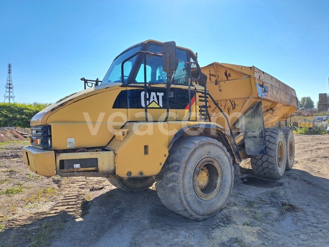 Online aukce: CATERPILLAR  730