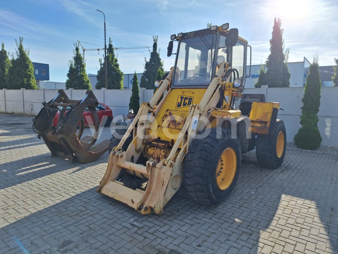 Online auction: JCB  425 4X4