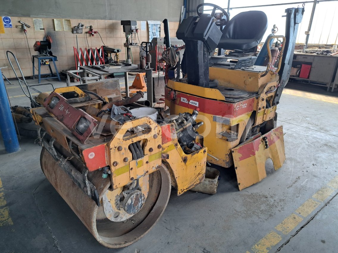 Online auction: DYNAPAC  CC102