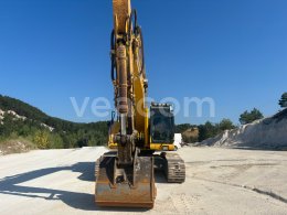 Online auction: KOMATSU  PC240LC-11