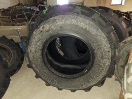 Online auction:  PNEU KOMBAJN – 2 KS (CONTINENTAL COMBINEMASTER 800/65 R32)