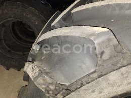 Aukcja internetowa:   PNEU KOMBAJN – 2 KS (CONTINENTAL COMBINEMASTER 800/65 R32)