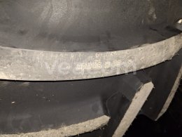 Aukcja internetowa:   PNEU KOMBAJN – 2 KS (CONTINENTAL COMBINEMASTER 800/65 R32)