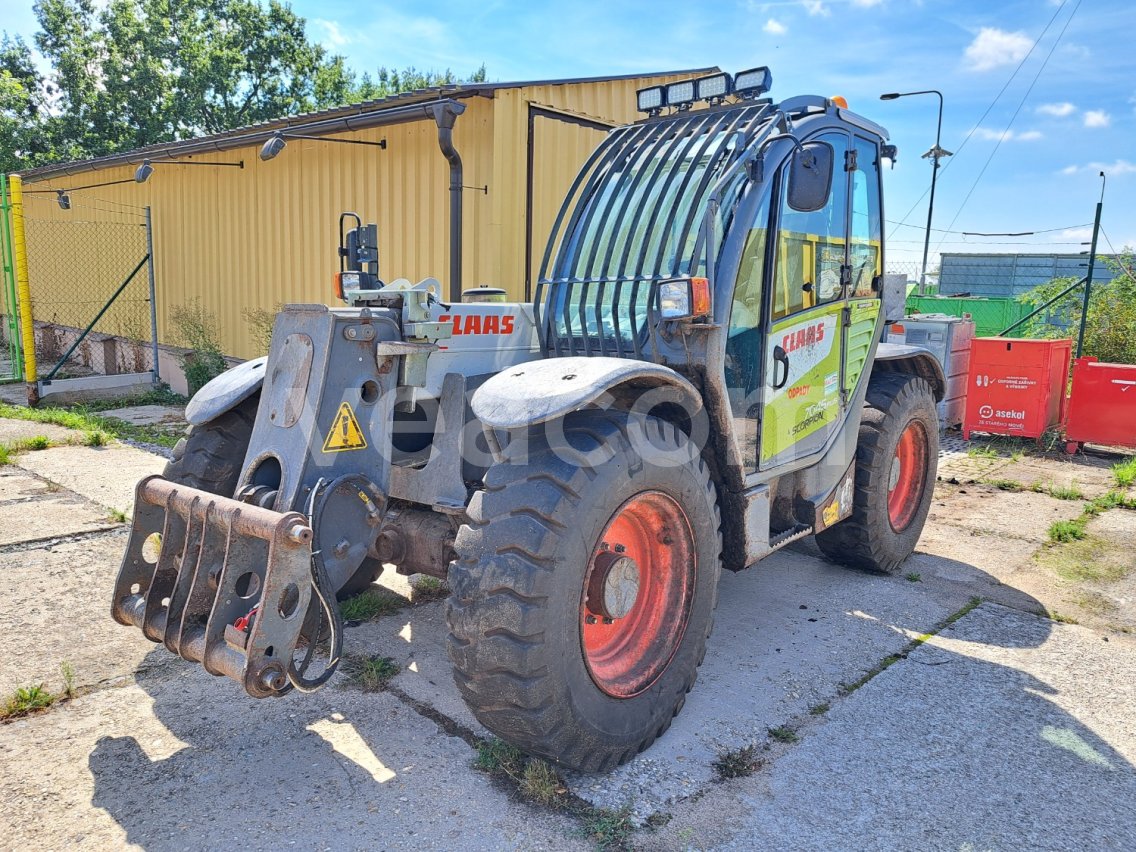 Aukcja internetowa: CLAAS  SCORPION 7045