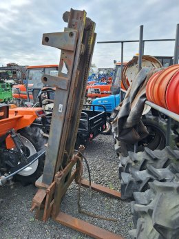 Aukcja internetowa:  HYDRAULICKÝ ZDVIH ZA TRAKTOR